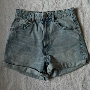 Zara high-rise Relaxed Cuffed Shorts